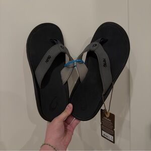 NWT OluKai 'Ohana Men’s Sandals